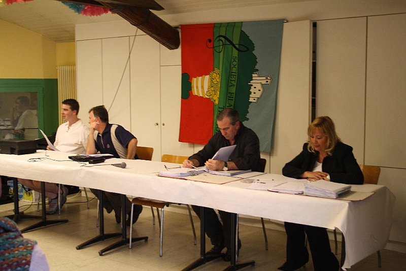 assemblea_e_cena_sociale_2011 (006).jpg
